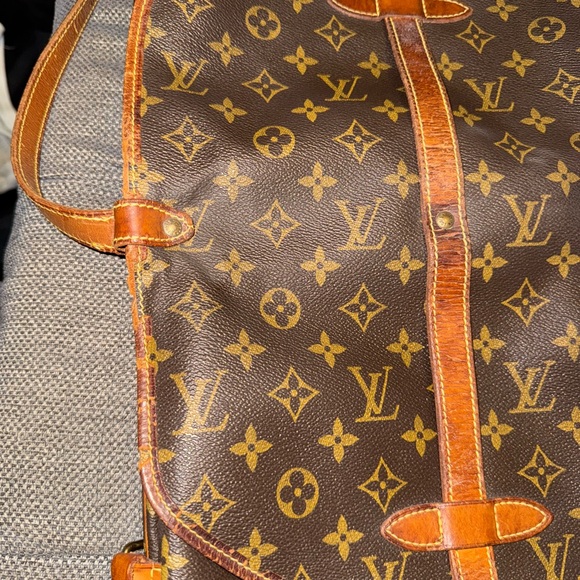 vintage Louis Vuitton SAUMUR 30 MONOGRAM - Picture 7 of 16
